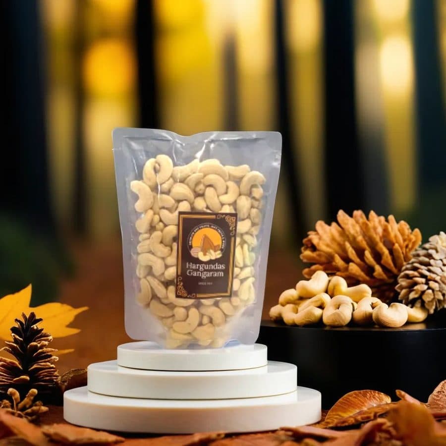 Kaju - Whole W320 Cashews